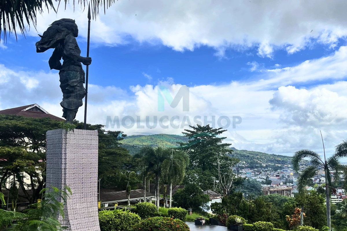 Moluccas Holiday Tours to Maluku